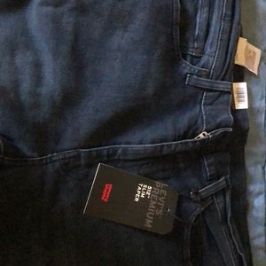 Levi’s 512 Slim Taper Jeans